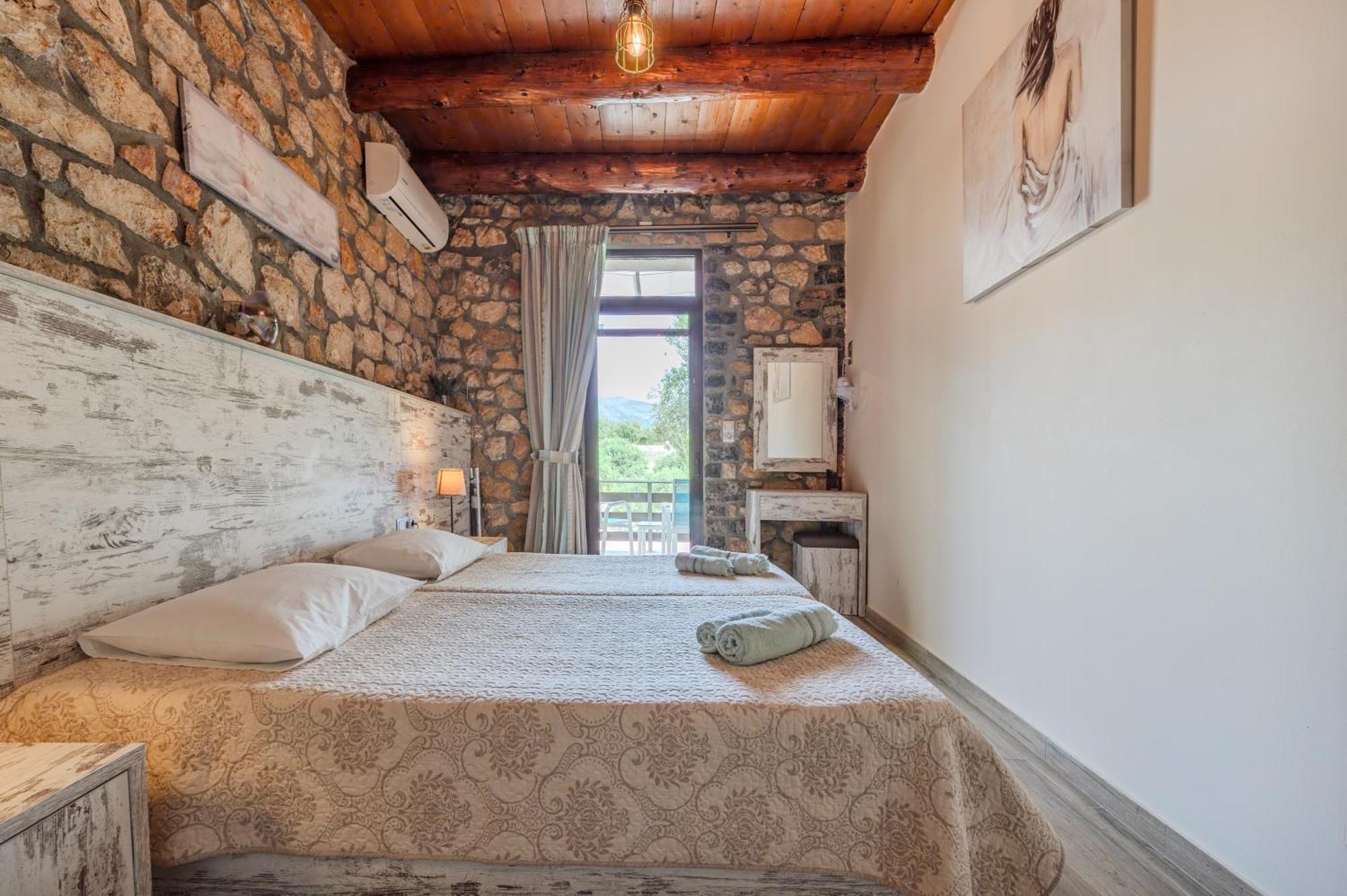Souda Bay Cottage Plakias Exterior photo