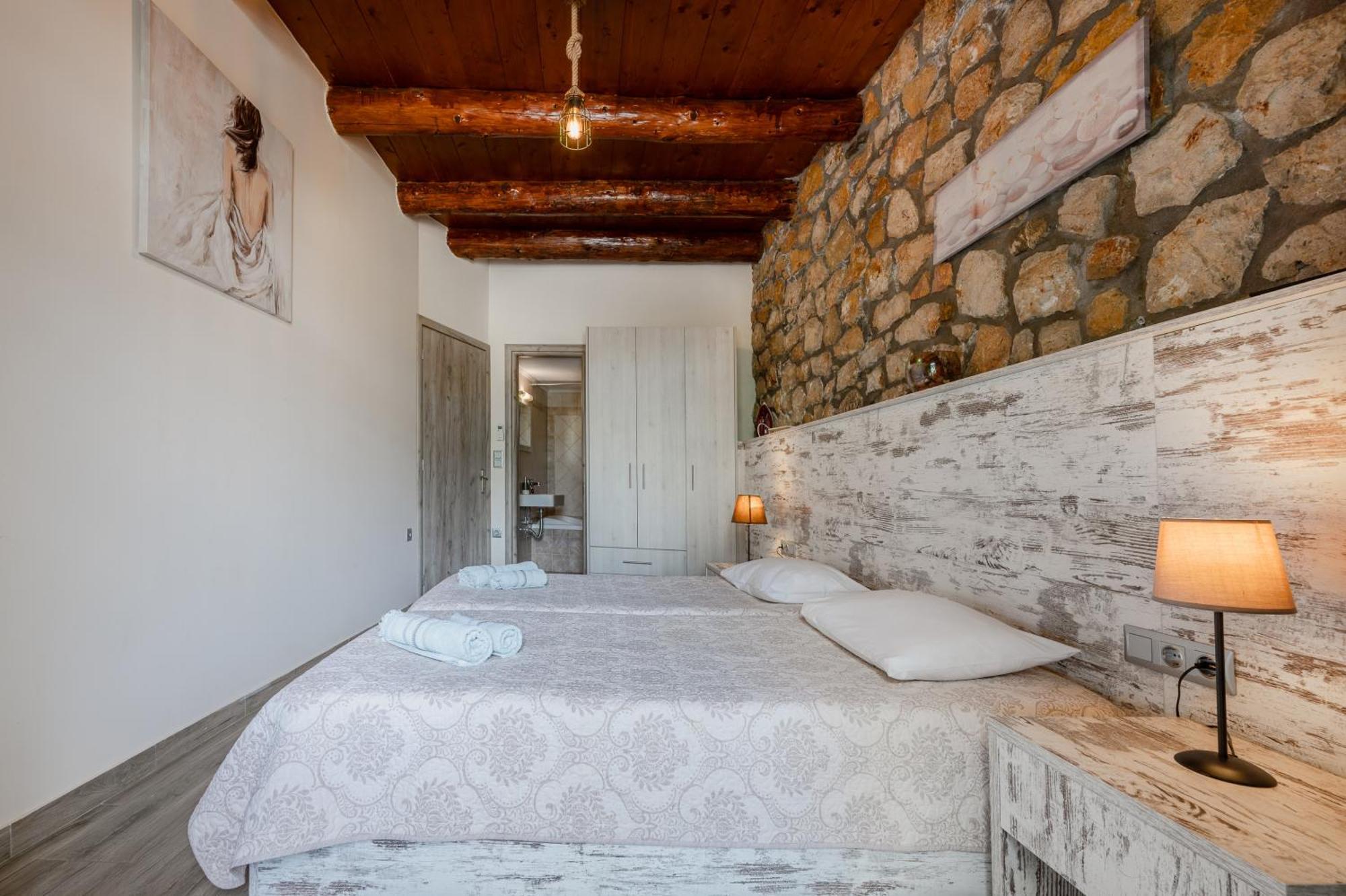 Souda Bay Cottage Plakias Exterior photo
